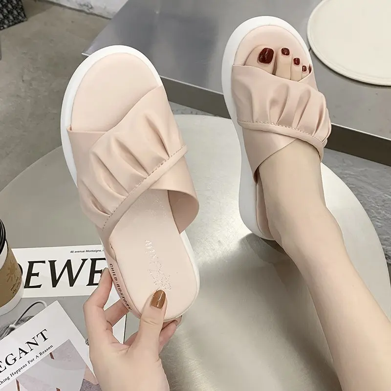 

Similarfree Summer Women Slippers Fashion Mesh PU Shoes Non-Slip Sweet Ladies Sandals 2021 New Arrivals Female Slippers