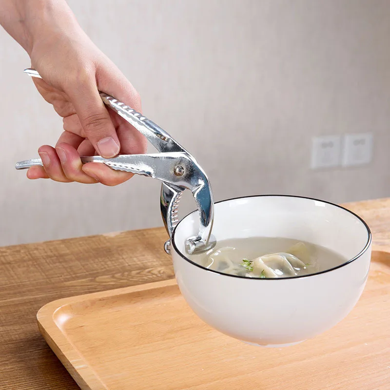 

Universal Microwave Oven Clamps Handheld Anti-Scald Plate Bowl Holder Cooking Tools Kitchen Accessories Metal Kitchen Gadgets