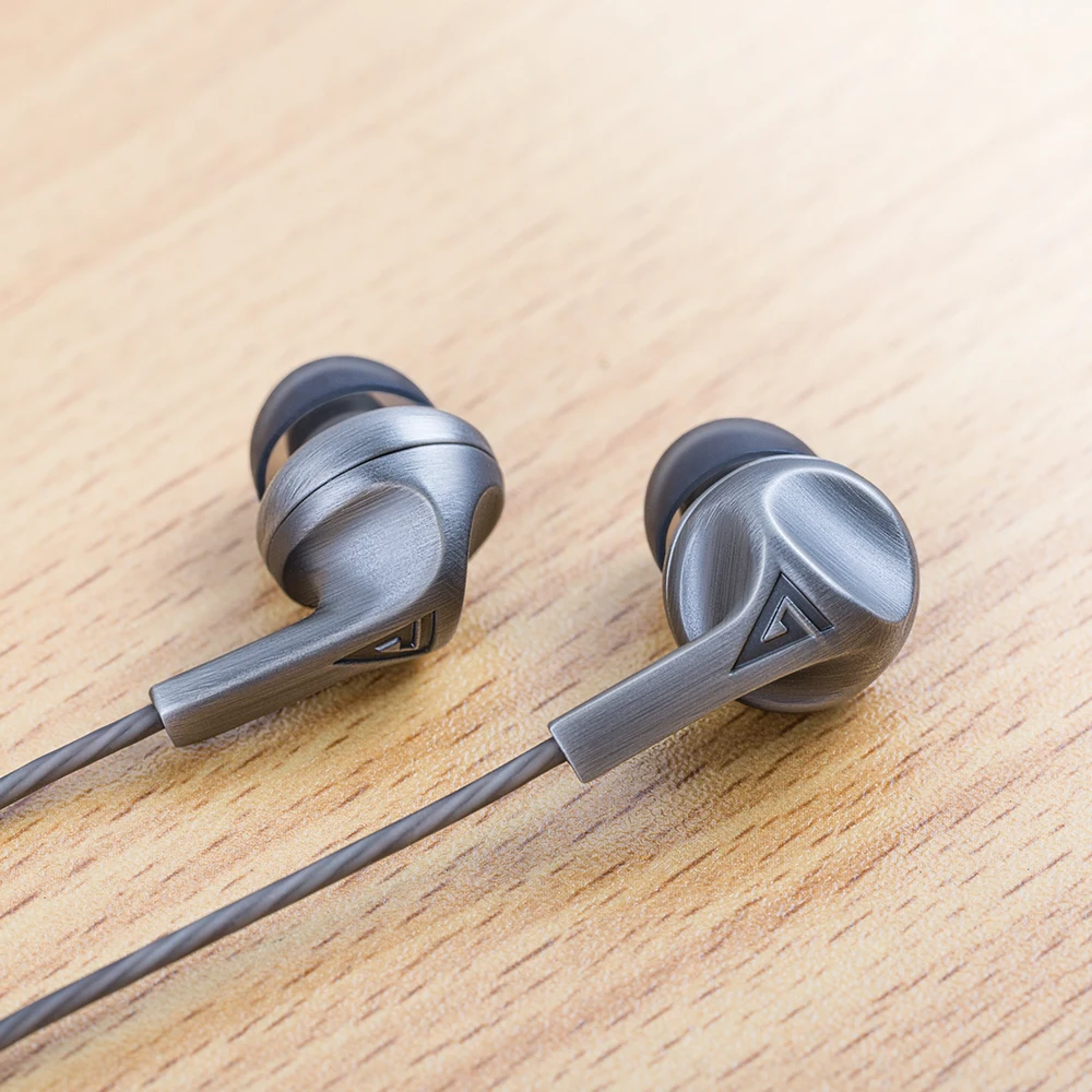 Auglamour F200 HiFi динамические наушники-вкладыши с динамическим драйвером 3,5 мм DJ металлические спортивные наушники с сабвуфером наушники с микрофоном