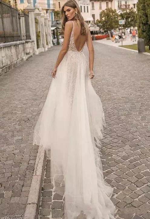 rBVaR1u--kyAYE2vAADqPLqNkck252_conew1