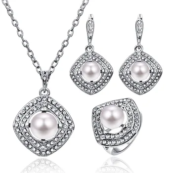 

TSHOU187 bride Square Pearl Set Necklace Earrings Ring Three-piece suit