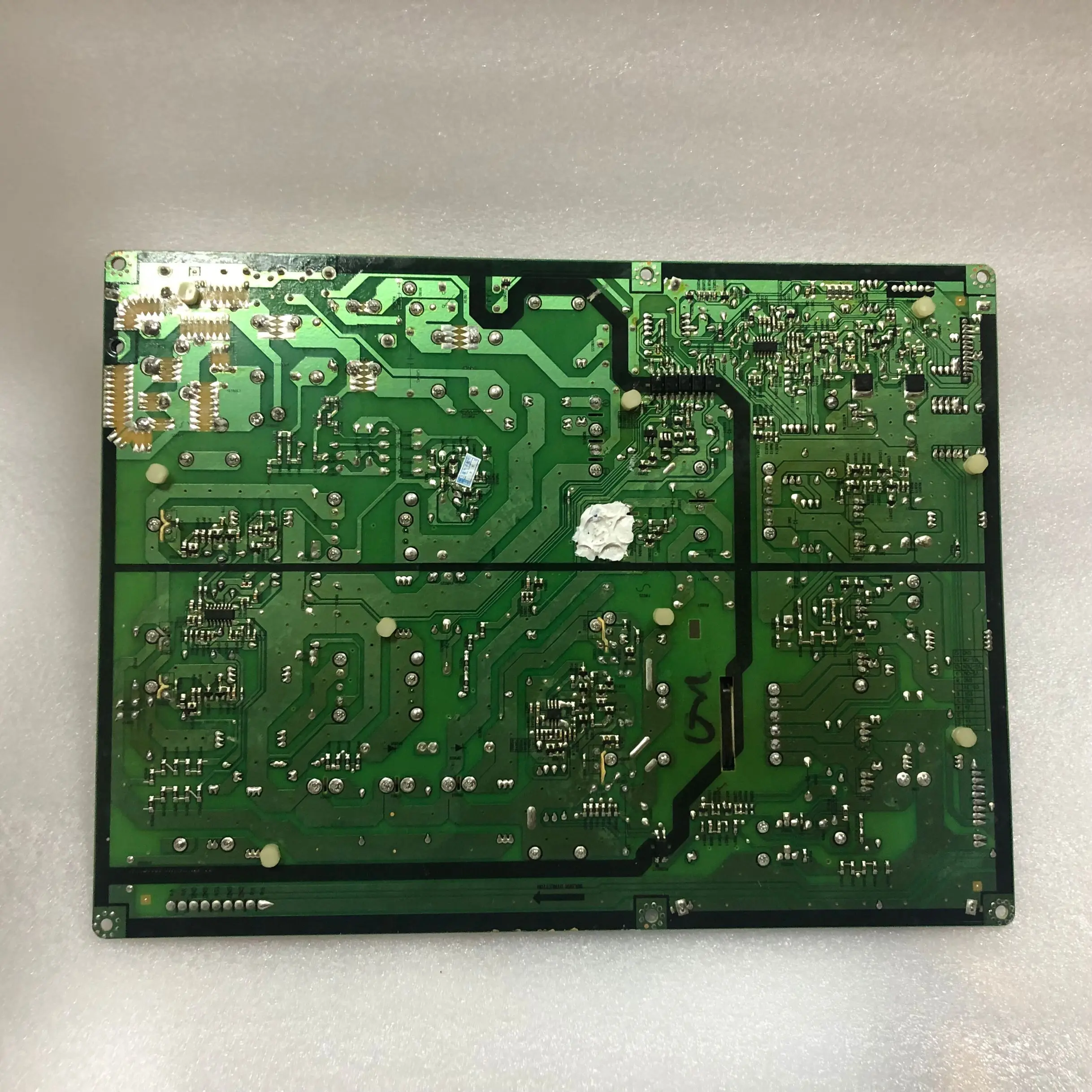 Оригинальное место оригинала BN44-00514A PS60E8000GJ пятно