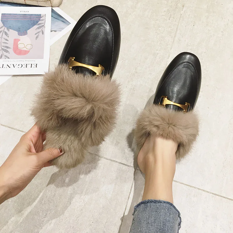 Shoes Woman Winter Slippers Luxury Slides Pokemon Plush Cover Toe Platform Mules Women Designer Fur New Flat Basic Cotton