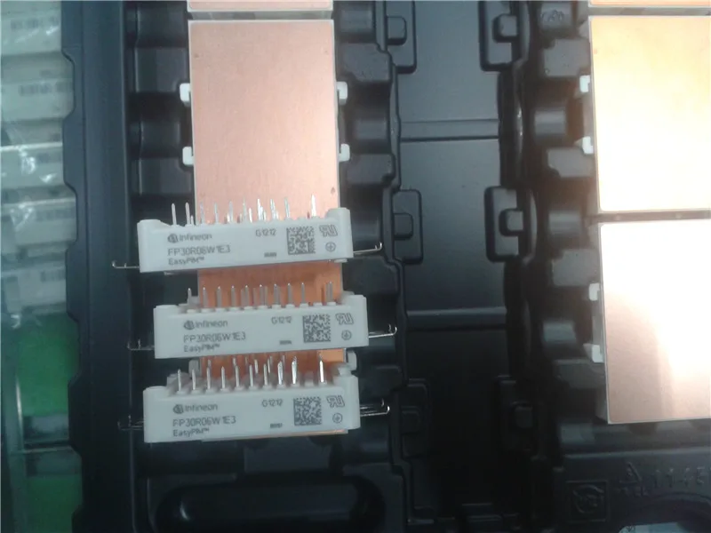 

In stock!!! NEW FP30R06W1E3 Three phase bridge rectifier module of PIM Free Shipping