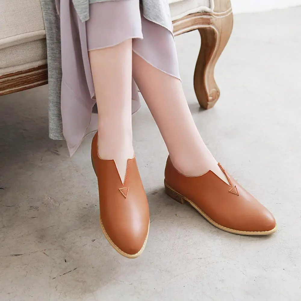 Новое поступление nueva moda de boca profunda zapatos de tacón bajo zapatos de mujer de talla grande cómodos zapatos casuales salvajes