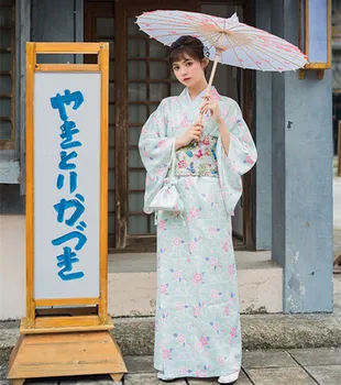 

Women's Yukata Traditional Japan Kimono Robe Photography Dress Cosplay Costume light green Color Flowers Prints Vintage Clothin