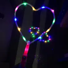 Bâton lumineux LED clignotant en forme de cœur, accessoire de Concert, jouet électronique amusant, joli cadeau de noël ou d'anniversaire