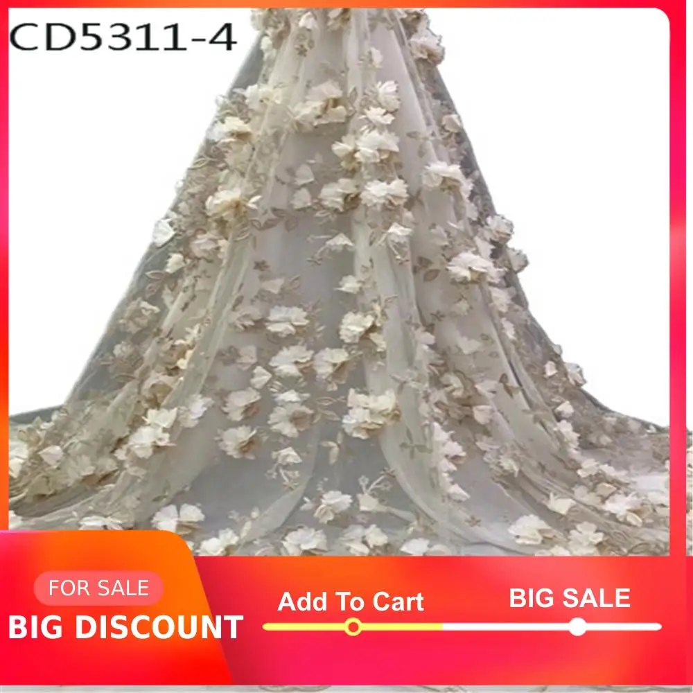 Химическое кружевное вышитое платье розового цвета с австрийскими цветами для