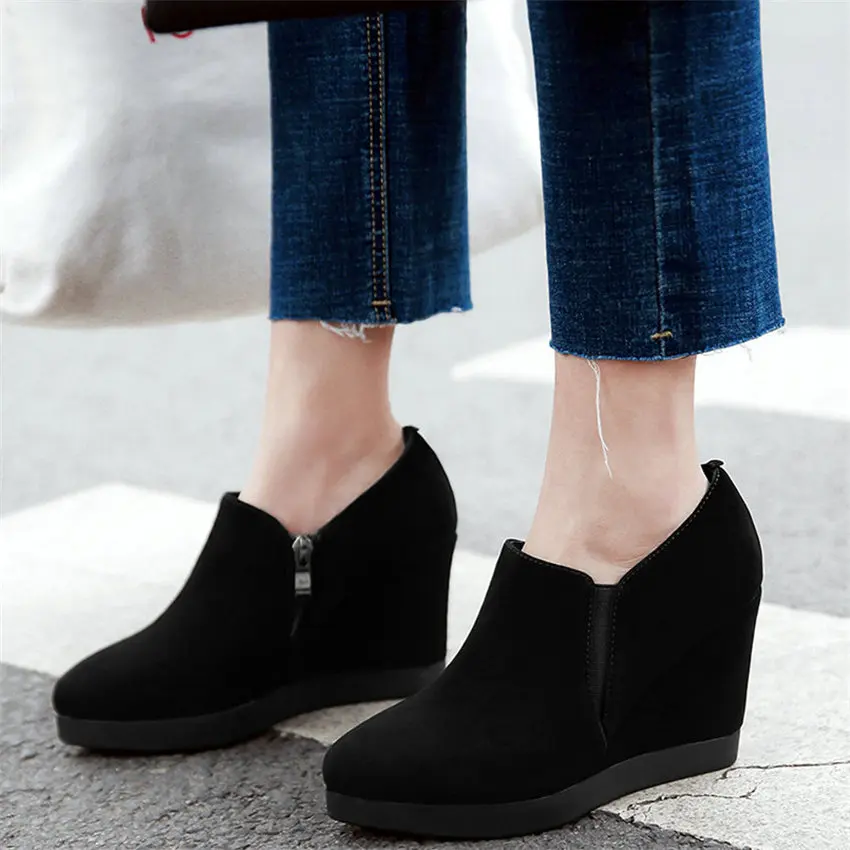 

Fashion Sneakers Women Genuine Leather Wedges High Heel Ankle Boots Female Low Top Pointed Toe Platform Pumps Shoes Casual Shoes