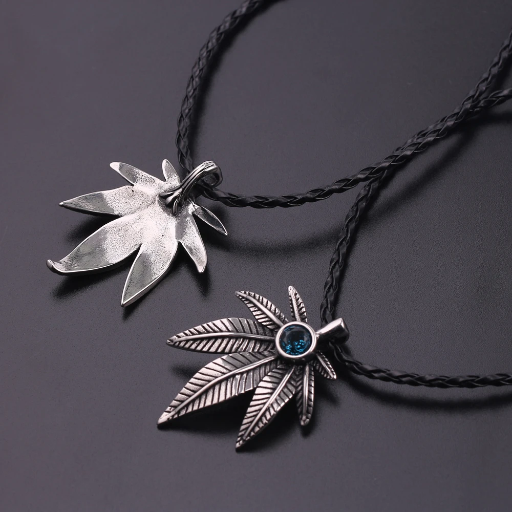 European Canada Hemp Maple Leaf Necklace Weed Chains Hip Hop Bling Weed Foliage Leaves Leather Rope Necklaces Man Jewelry