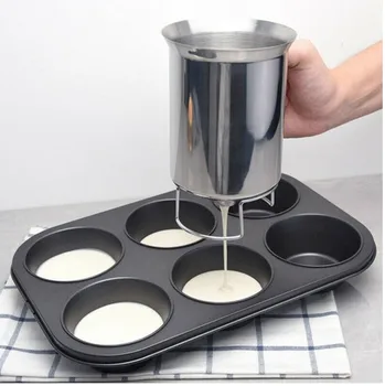 

2020 HOT Functional Stainless Steel Cupcake Pancake Batter Dispenser Muffin Baking DIY Cream Separator Cup Steel