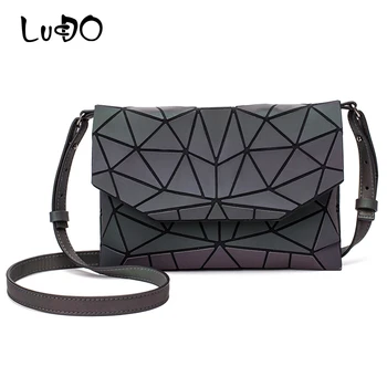 

LUCDO Women Crossbody Bags For Women Luminous Geometric Fold Over Bag Diamond Lattice Woman Shoudler Bags Female Envelope Bag