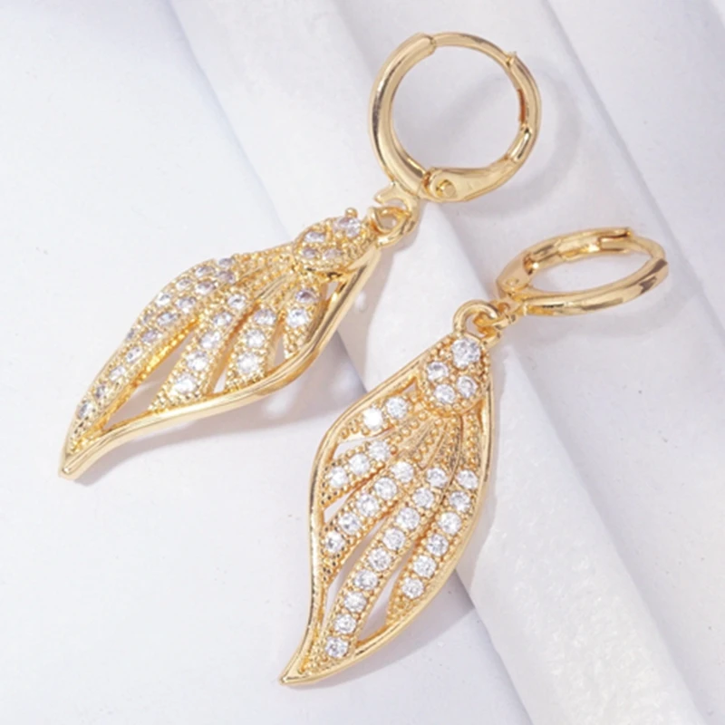 

Vintage Leaf Crystal Wedding Drop Earrings for Women Gold Filled Korean Bridal Hoop Earring 2019 Fashion Jewelry Dropshipping