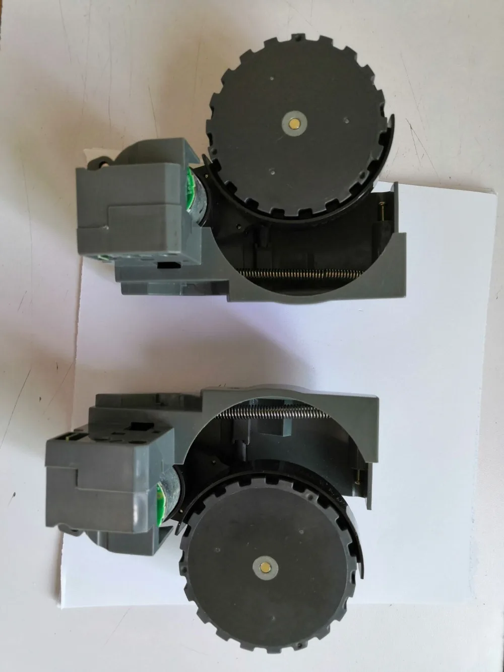 Левый и правый колесо для Roomba 800 серии вправо/влево колесо для iRobot Roomba 880 885 980 890 870 871 875 860 861 980 Чистка Пылесосом