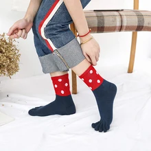 Модные женские носки с пятью пальцами; носки с пальцами из чистого хлопка в горошек; плотные мягкие зимние носки для отдыха; WK03551