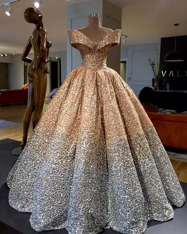 Sparkly Pailletten Baljurk Prom Jurken 2020 Prinses Puffy Rok Off Shoulder Ruches Arabische Dubai Vrouwen Formele Avondjurken Sparkly Pailletten Baljurk Prom Jurken 2020 Prinses Puffy Rok Off Shoulder Ruches Arabische Dubai Vrouwen Formele Avondjurken