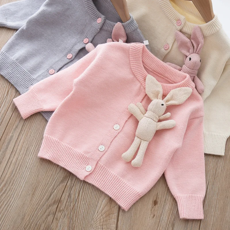 Милый свитер для маленьких девочек кардиган осенний с кроликом тонкий пальто