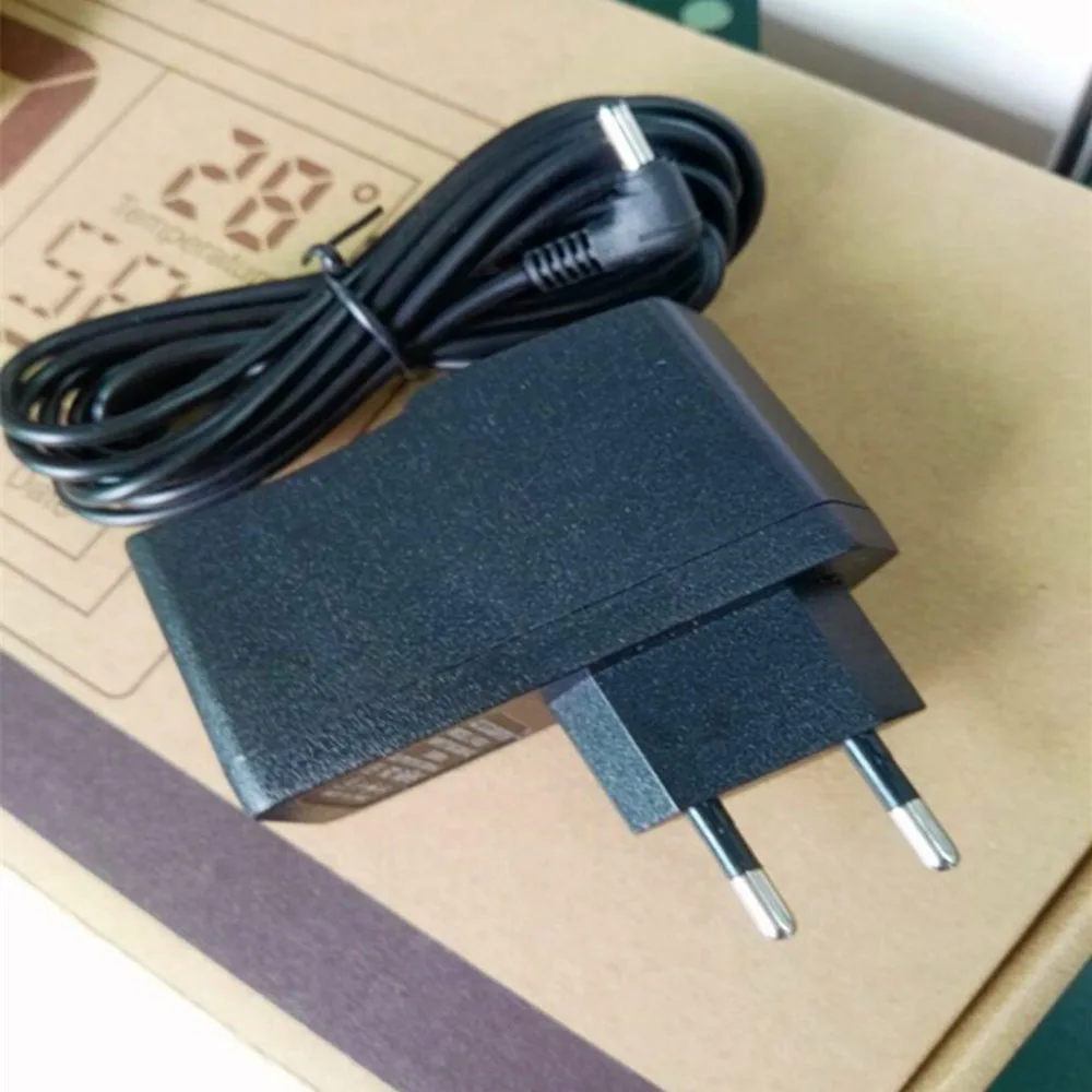 Горячие большие настенные часы Красный шрифт светодиодные цифровые с