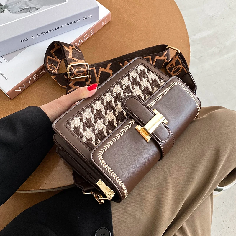 Hot Unique Bag Design Retro Woolen Square Bag & Elegant Shoulder Messenger Width 20.5cm Height 15cm Thickness 8cm