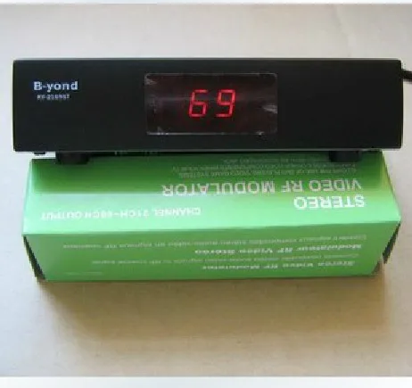 

Global Standard RF207 U-band Frequency Agile Modulator RF Converter AV Converter to RF