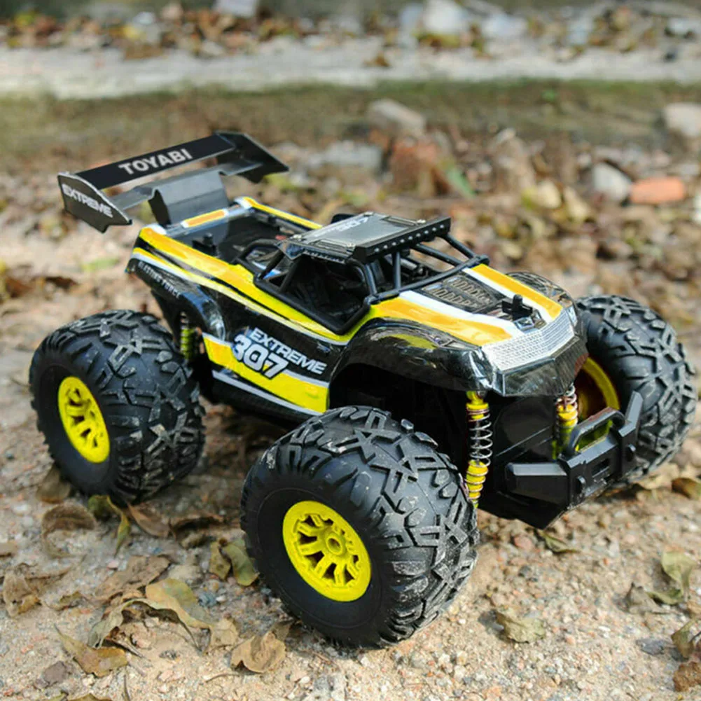 2,4G 1:18 Monster Truck Мини RC автомобиль с дистанционным управлением для гонок по всей местности мощная детская игрушка внедорожник с питанием от батареи ПВХ