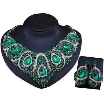 

Luxury Women Rhinestone Inlaid Bib Necklace Stud Earrings Wedding Jewelry Set