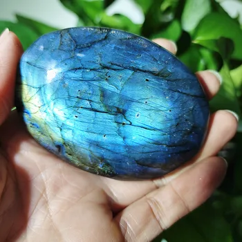 

Natural labradorite stone crystal palm stones plaything healing crystals and home decoration