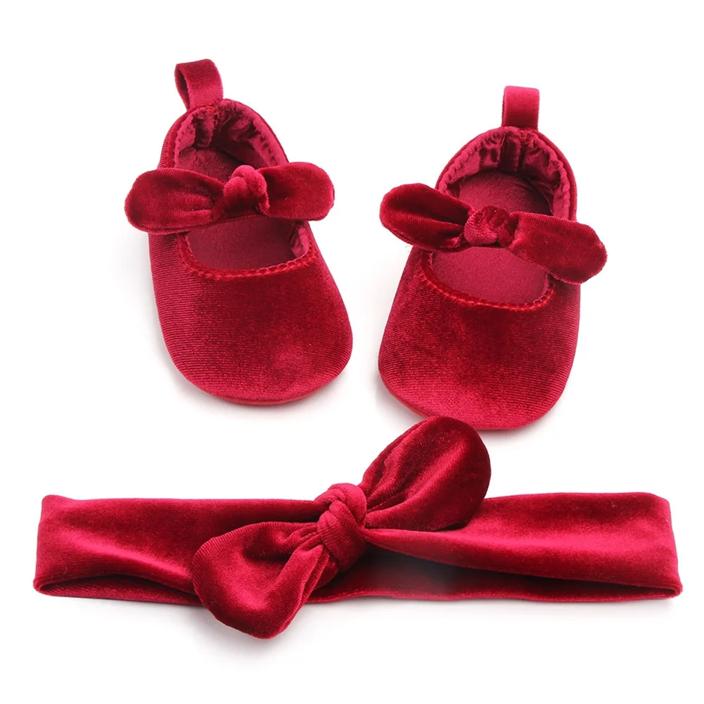 Милые мягкие бархатные туфли принцессы на мягкой подошве с лентой для волос для новорожденных девочек, с бантом, для первых прогулок, противоскользящие, 0-18 месяцев