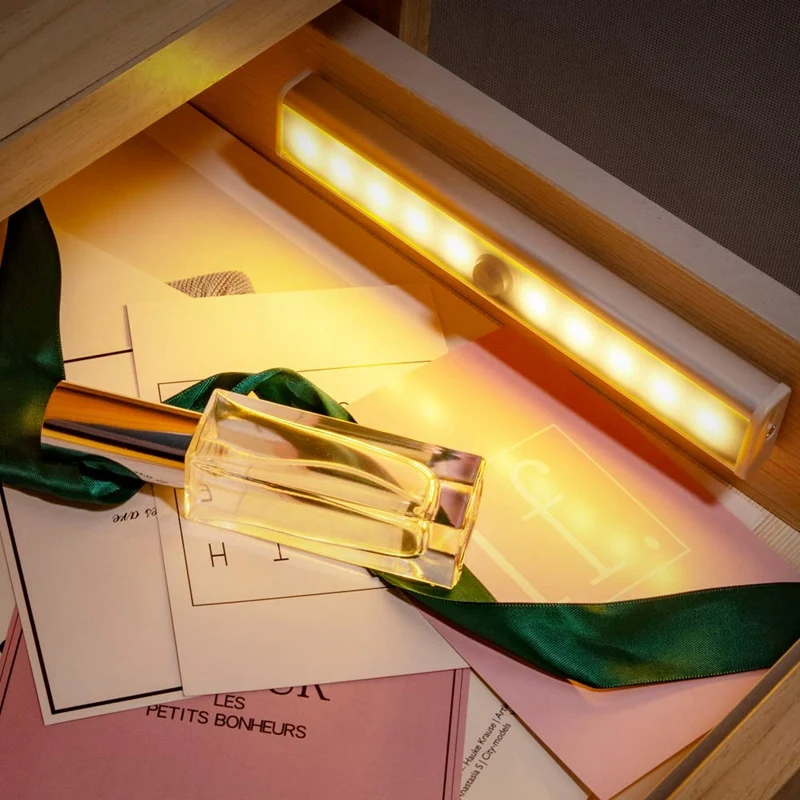 

Cabinet Light, 10 LED Lamp Closet Detector Movement Lighting Interior USB Rechargeable Wireless Paste with 2 Strips Magnetique f