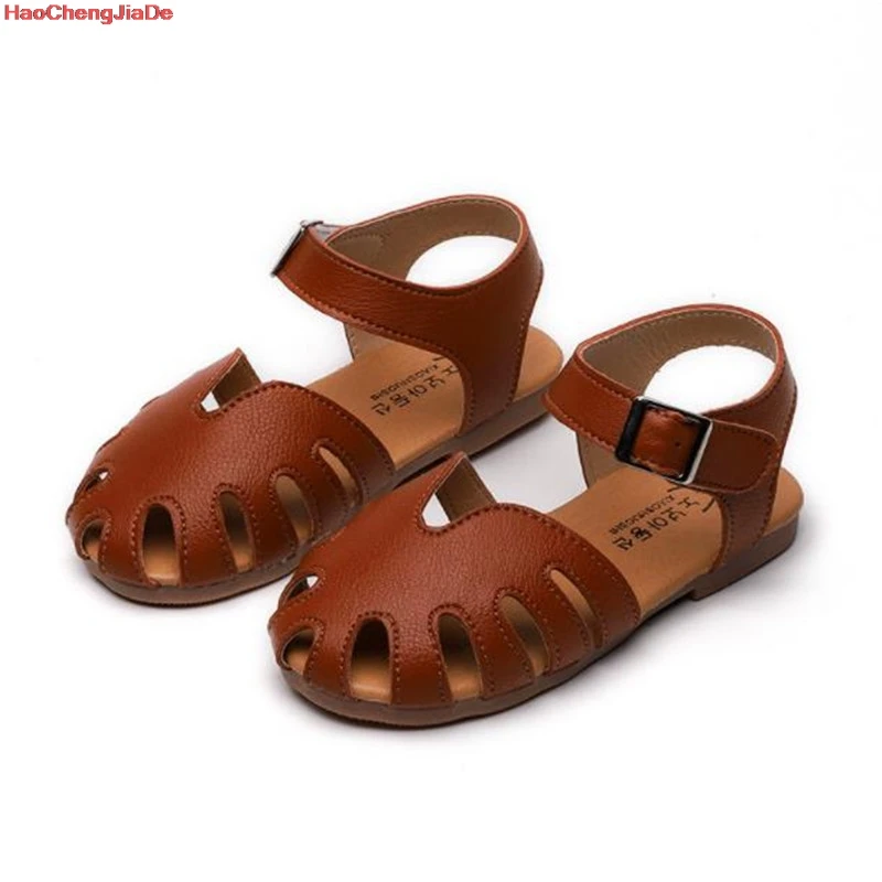 

New Brand Closed Toe Girls Sandals Cut Out Leather Sandal Children Shoes for Girl Fashion Metal Buckle Baby Sandals