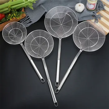 

Anti-ironing thread leakage stainless steel dumpling noodles hot pot spoon round handle thickened and thickened non-magnetic