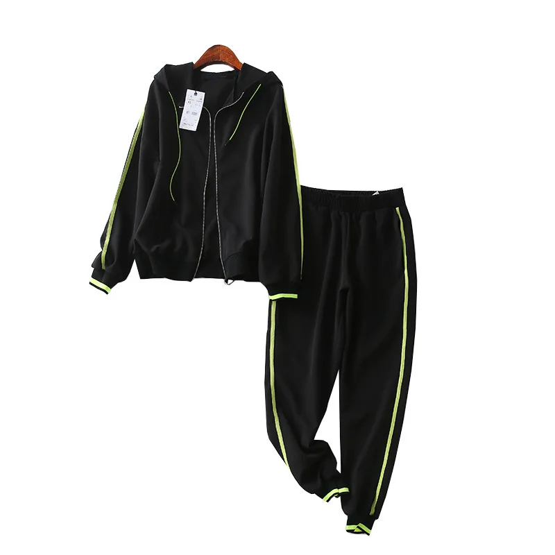 

One's Loose-Fit Comfortable Contrast Color Hooded Coat Elastic Waist Pants Leisure Sports Suit Entities