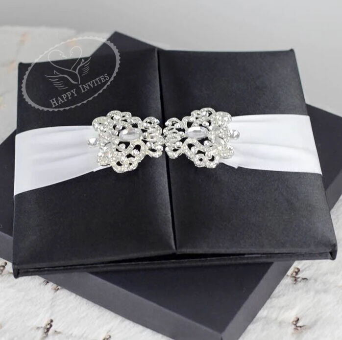 HI2003-145 Customzied ivory Silk Folder Wedding Invitation with Gold Foil Printing