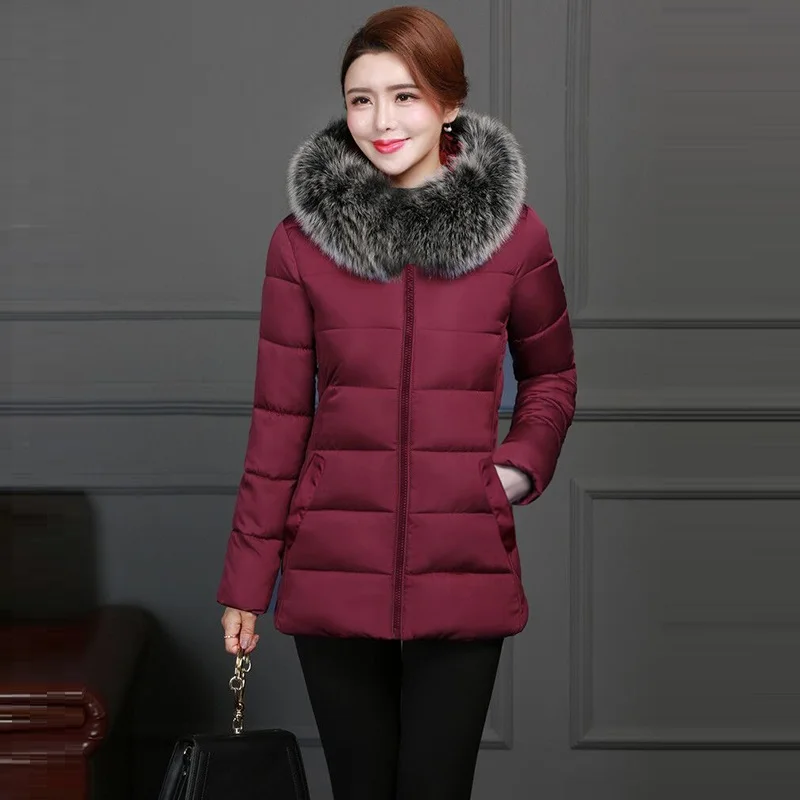 Теплая Женская парка с искусственным лисьим мехом; Повседневная Верхняя одежда с капюшоном на осень и зиму; зимняя куртка для женщин; большие размеры 5XL; женская зимняя куртка; s - Цвет: Wine red 1