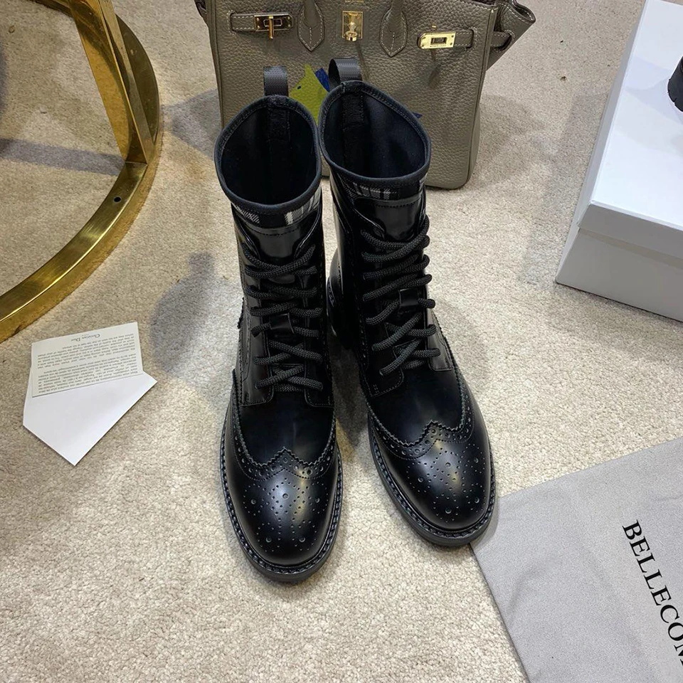 

SONFRNCH 2019 Autumn and Winter New Type Locomotive Boots Women's British Retro Shoes True Leather Block Carved Martin Boots