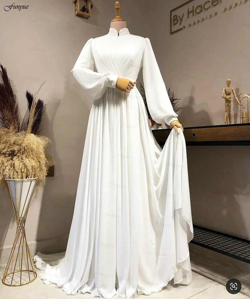 chinese dress ladies Classic Square Neck Mermaid Wedding Dress with Embroidered Long Sleeve   Ludyne Yuceed