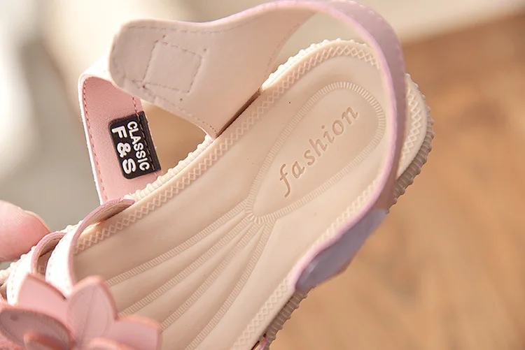 JGSHOWKITO Girls Sandals Fashion Brand Soft Kids Beach Sandals With Flowers Sweet Princess Children Floral Sandals High Quality