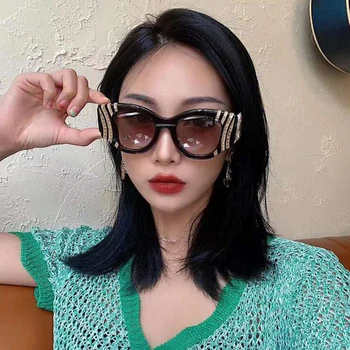 

QPeClou 2020 New Vintage Metal Punk Cat Eye Sunglasses Women Fashion Brand Designer Show Sun Glasses Men Cool Shades