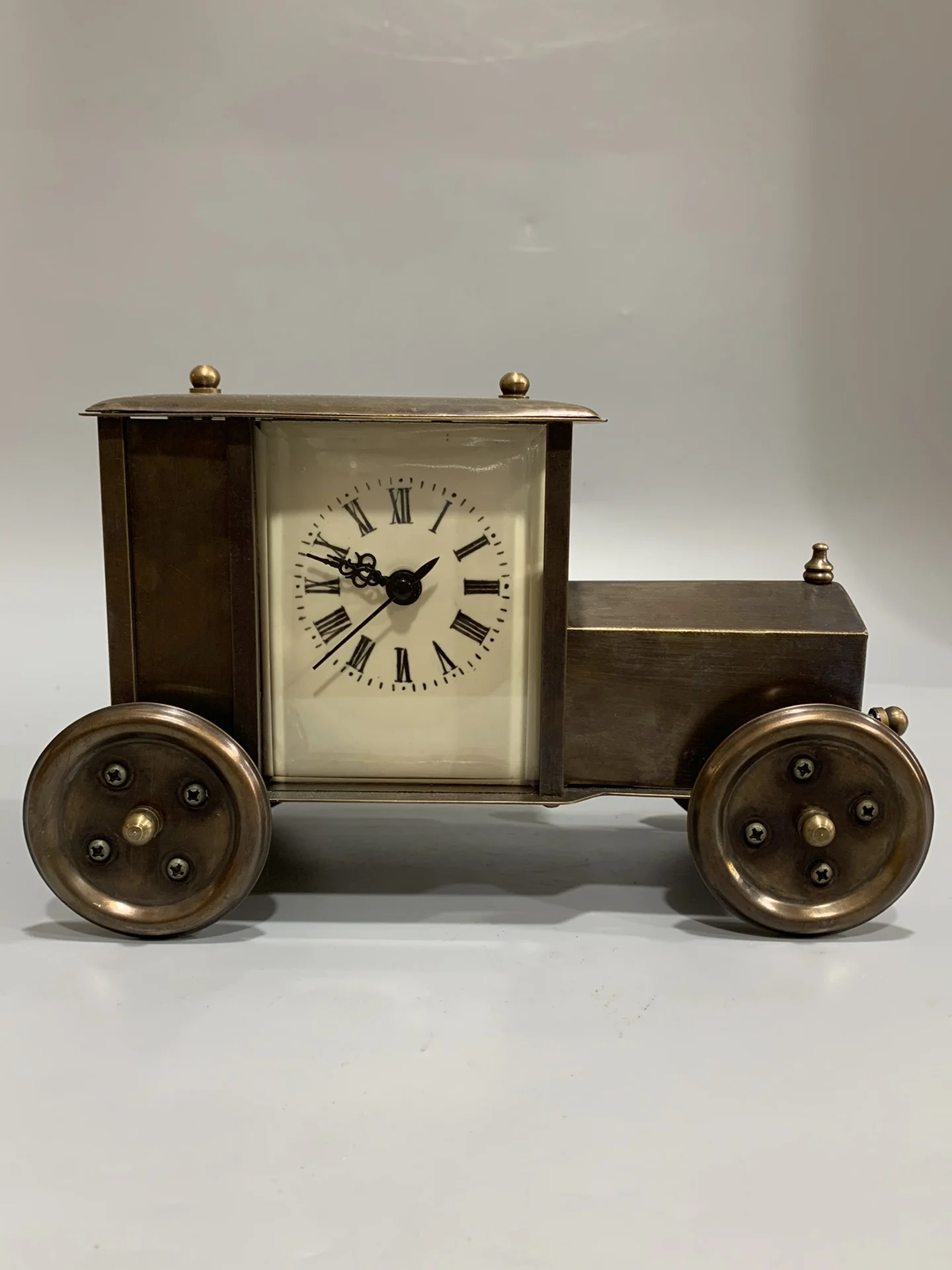 Exquisite Chinese old collection home decoration copper car mechanical clock