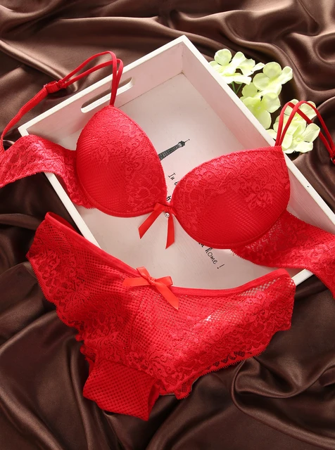 Red Women Lingerie Underwear Fashion Bra and Panty Set Comfortable