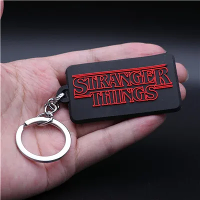 Stranger Things Новая мода Горячая фильмы странные вещи периферийный брелок персонализированный ПВХ подвеска на рюкзак маленький подарок - Цвет: Stranger Things