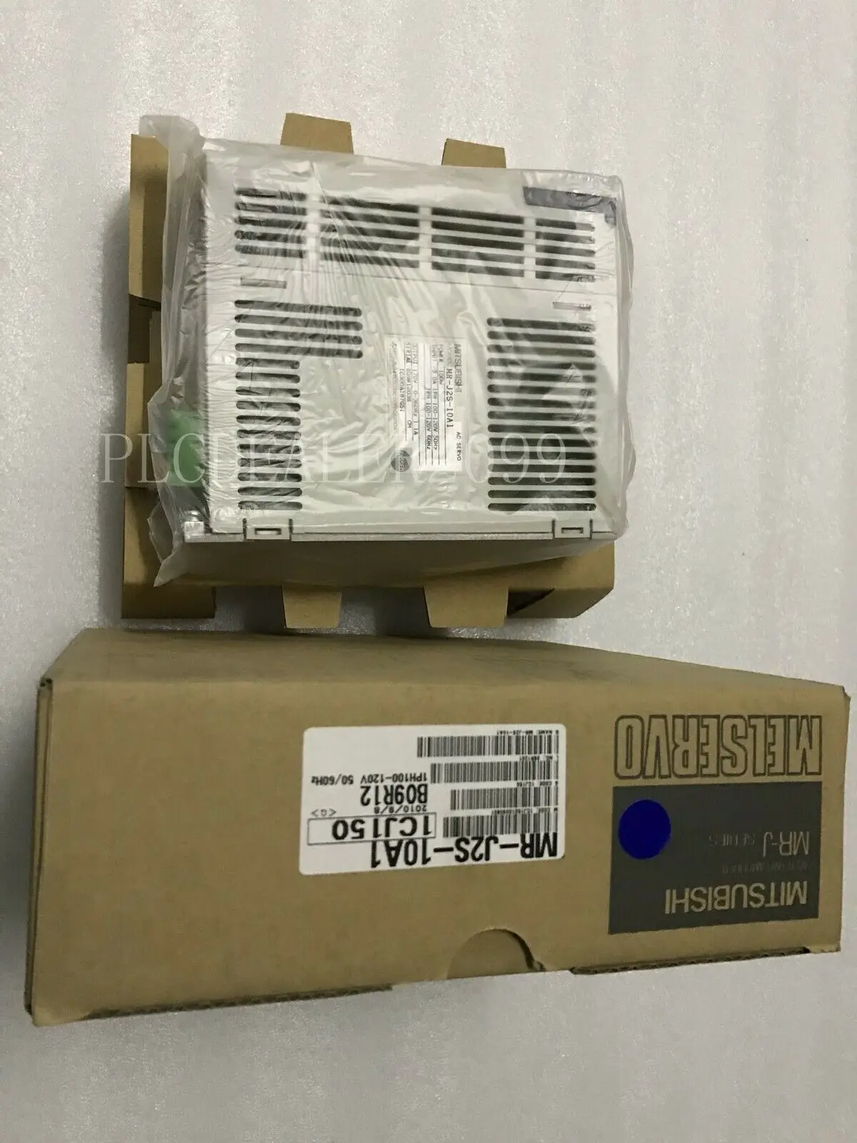 1 шт. Mitsubishi MR-J2S-10A1 MRJ2S10A1 AC Серводвигатель