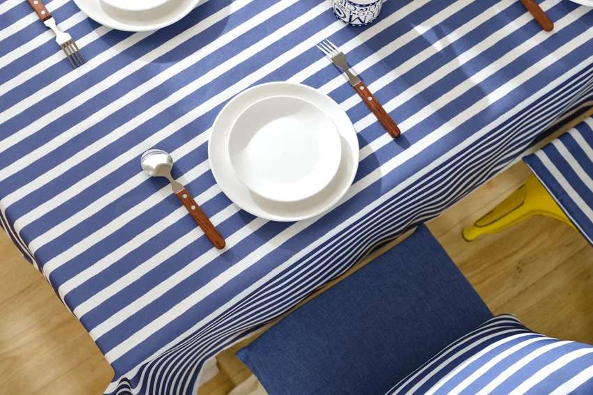 Tablecloth (7)