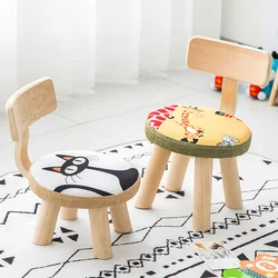 Silla pequeña con respaldo para el hogar, taburete bajo para bebé, cambio de zapatos, Red creativa de moda, banco pequeño de madera maciza roja para niños