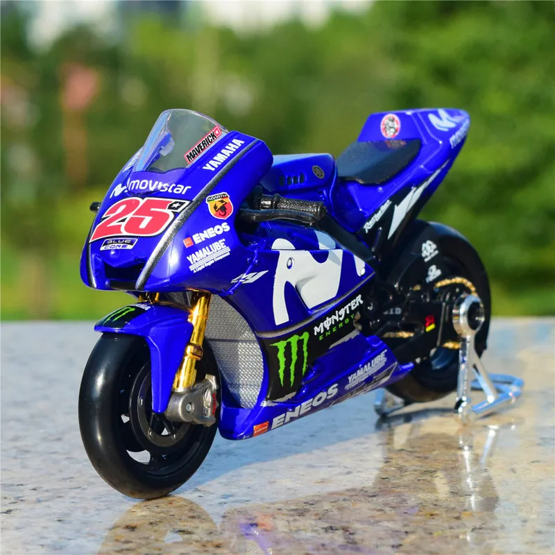 Гоночная модель автомобиля Maisto 1:18 2018 Yamaha team No. 25 Rossi из сплава литой игрушечный