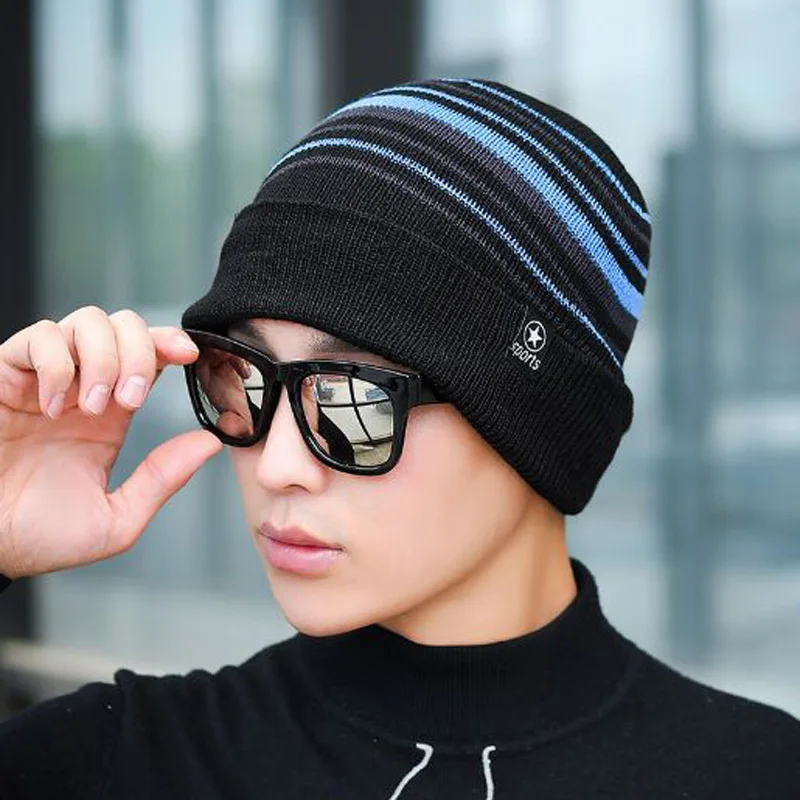 

XEONGKVI Korean Stripe Add Plush Flanging Knitted Cap Autumn Winter Pentagram Skullies Beanies Cycling Cap Pompom Hats For Men
