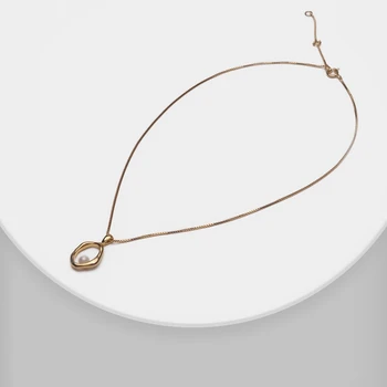 

Amorita boutique Simple geometric artificial pearl pendant necklace