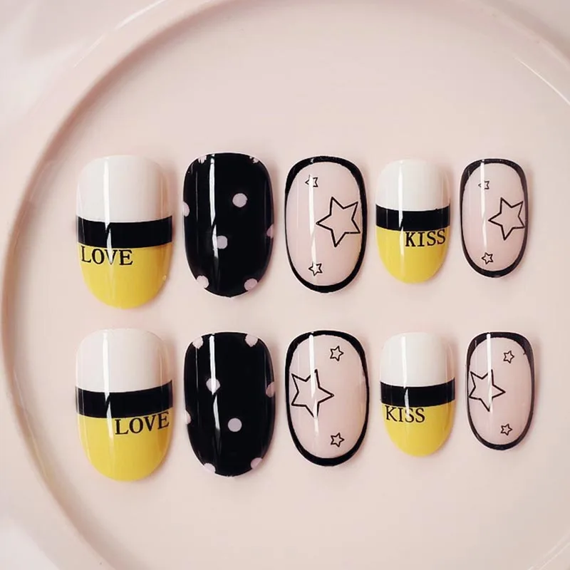 

Fresh Style Pre-Design Star Pattern Medium Round False Nail Tip with Glue Detachable Full Cover Artificial Nail Patche 24pcs/set