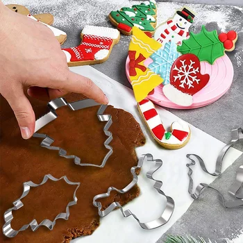 

New Christmas Cookie Cutters, 16-Piece Holiday Cookie Cutters Set, Gingerbread Man, Snowman, Snowflake Cookie Cutters and More