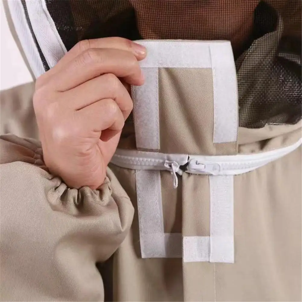 Ventilated Beekeeping Suit with Leather Gloves